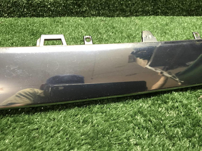 Молдинг перед. бампера Mercedes GLS x167 19-24 AMG