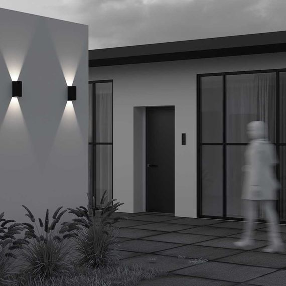 Уличный настенный светильник Maytoni Outdoor Drape O526WL-L10B3K