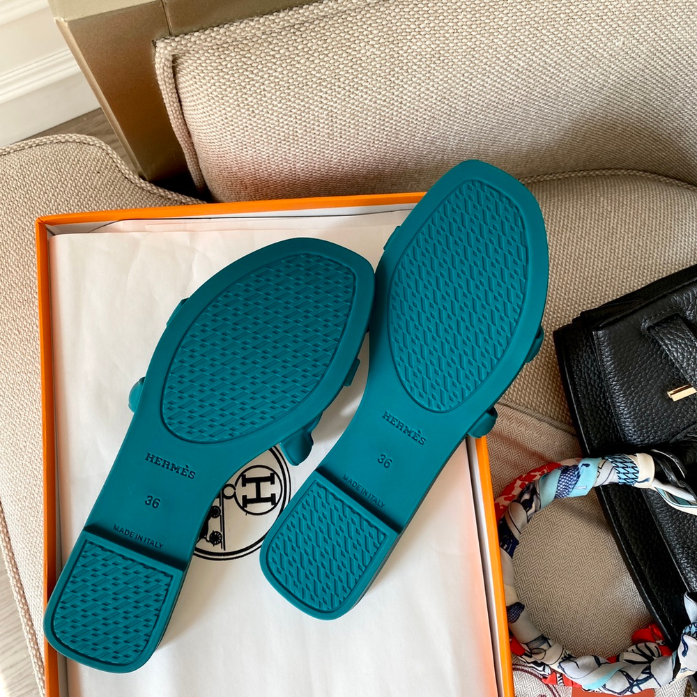 Hermes Aloha Sandal