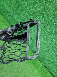 Решетка бампера правая BMW X7 G07 (19-22) M-paket