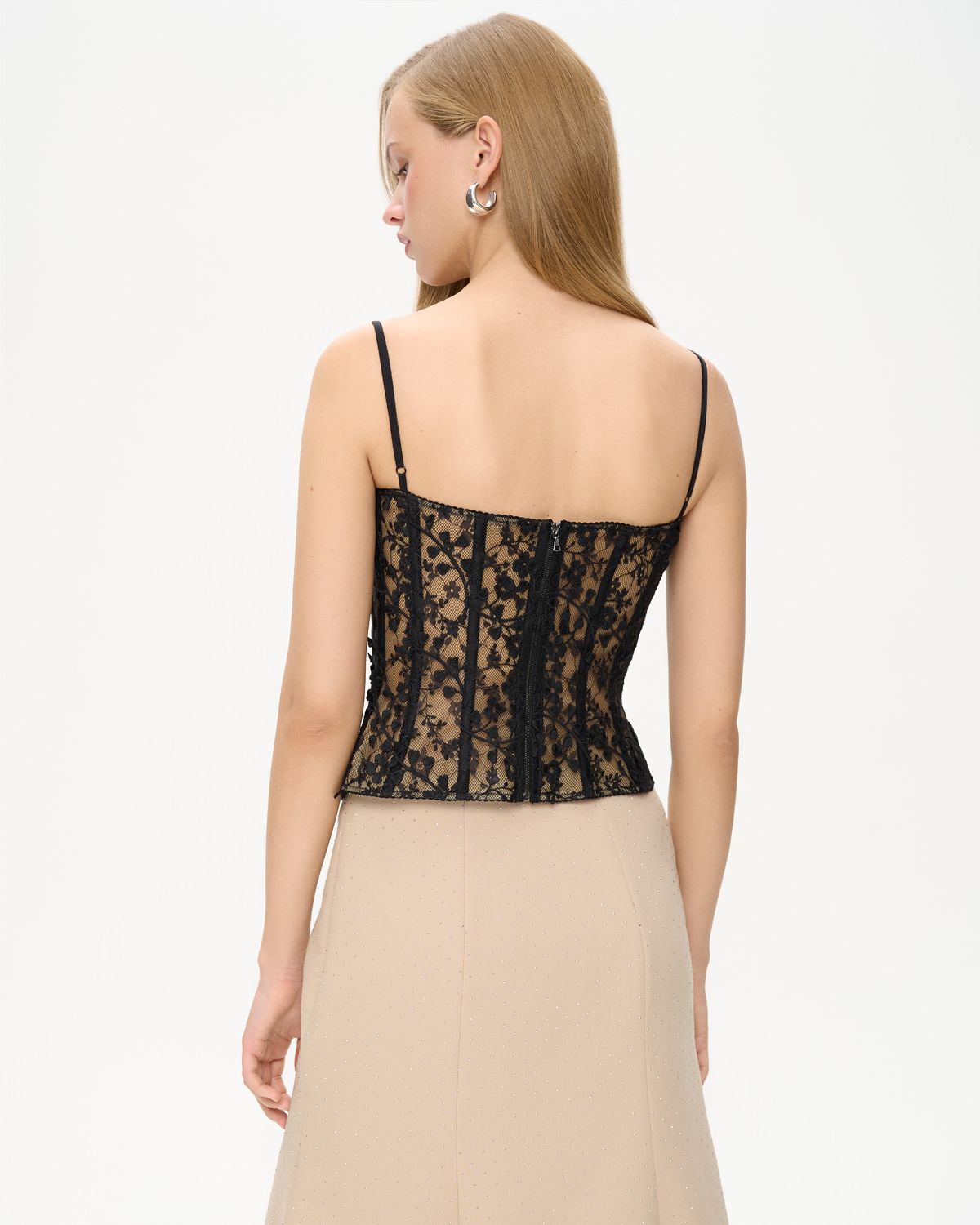 Топ корсетного типа из кружева