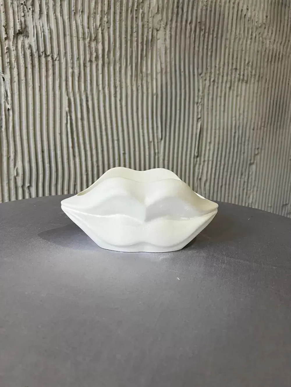 Ваза Губы для суккулентов и декора