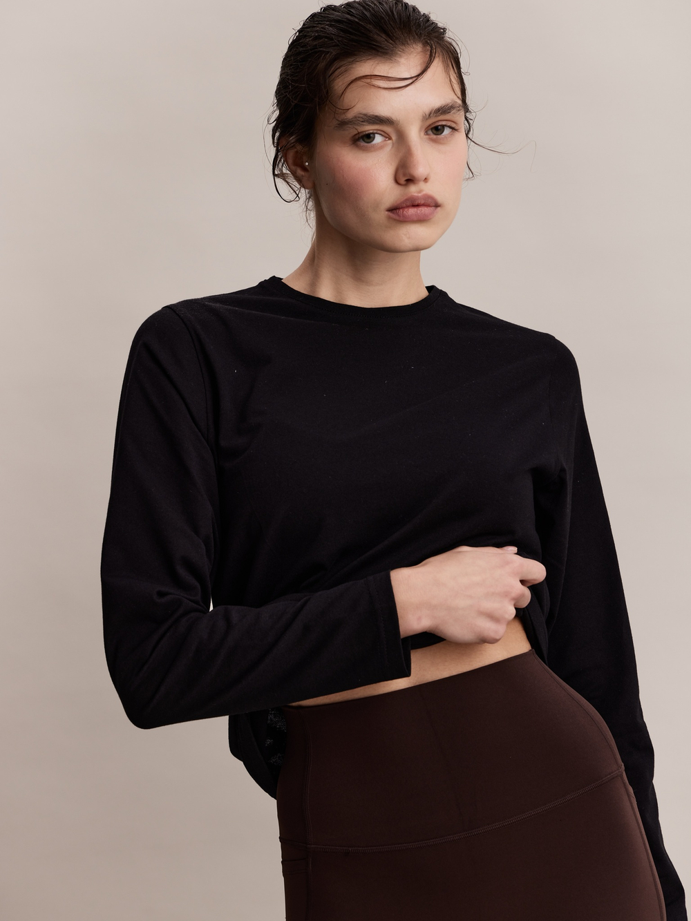 Лонгслив Robbie Longsleeve Black in Cotton