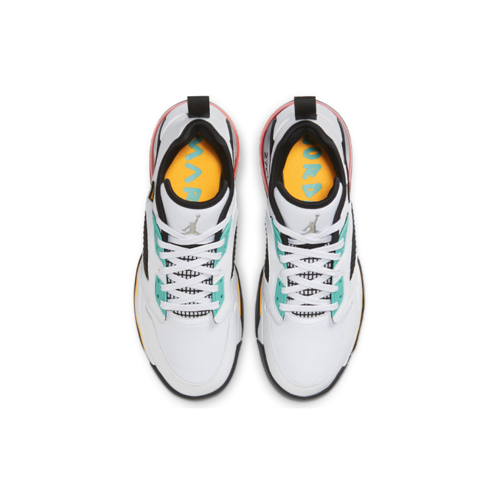 Кроссовки Air Jordan Mars 270 Low White Jade Orange