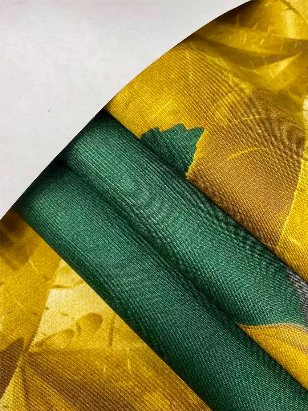 Простынь на резинке Полисатин Мечта "Брахма" 120x200 см