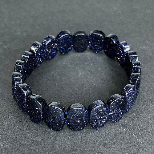 Браслет на резинке Авантюрин синий, из бусин 14х8 мм, 18 см