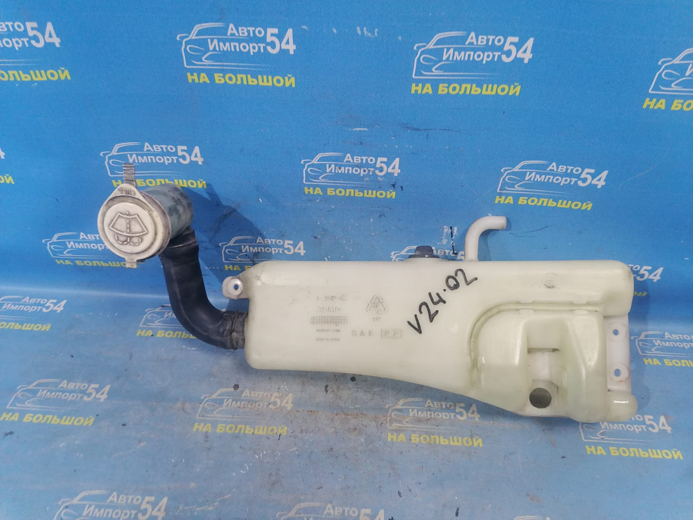 Бачок омывателя MITSUBISHI PAJERO 1994