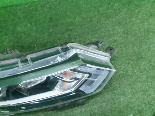 Фара правая Nissan Qashqai 2 j11 (17-23) галоген