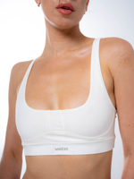 Топ на широких бретелях размер 44-48