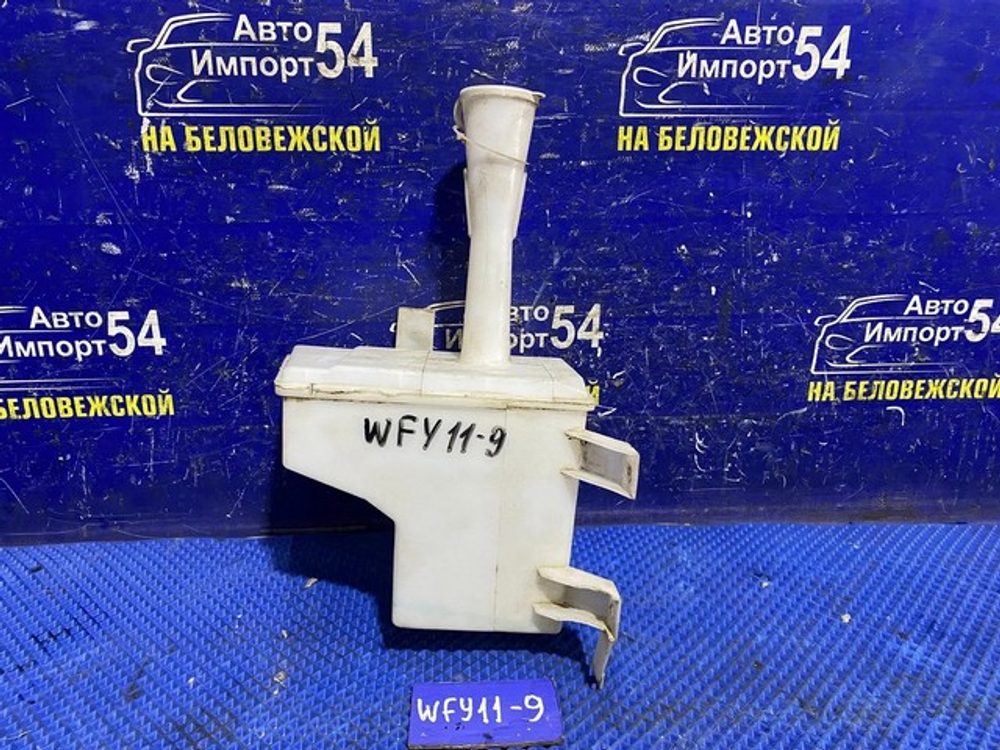 Бачок омывателя NISSAN WINGROAD 2000