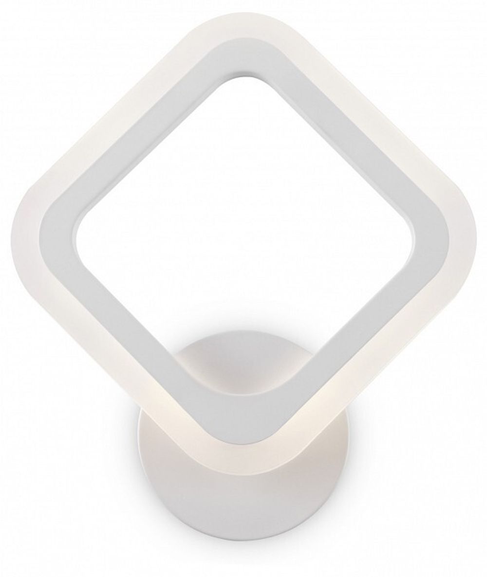 Накладной светильник Freya  FR10020WL-L7W