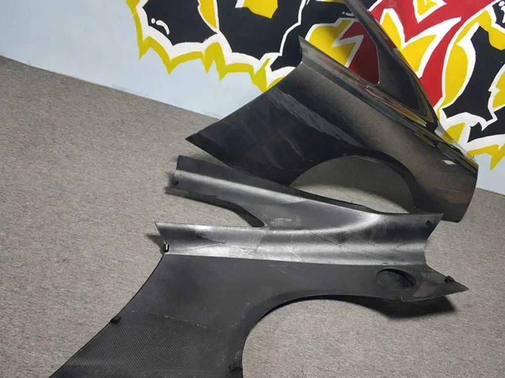 Карбоновые крылья для Nissan GT-R R35 Ниссан тюнинг обвес