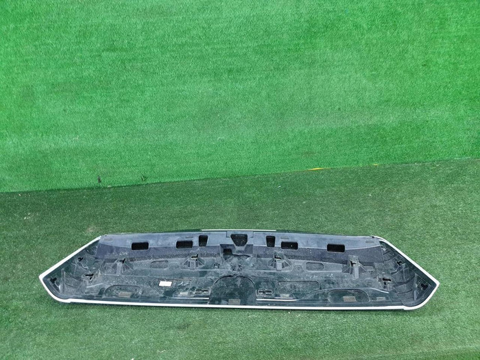 Спойлер крышки багажника Toyota RAV4 5 XA50 (2018-н.в.)