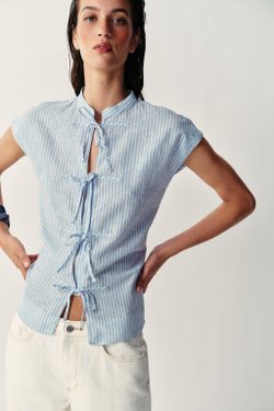 ZARA БЛУЗА В ПОЛОСКУ С БЛЕСТЯЩЕЙ НИТЬЮ И ЗАВЯЗКАМИ, СИНИЙ/БЕЛЫЙ