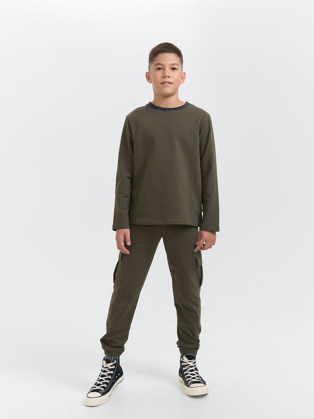 Лонгслив оверсайз "Хаки" с контрастной отделкой 7+