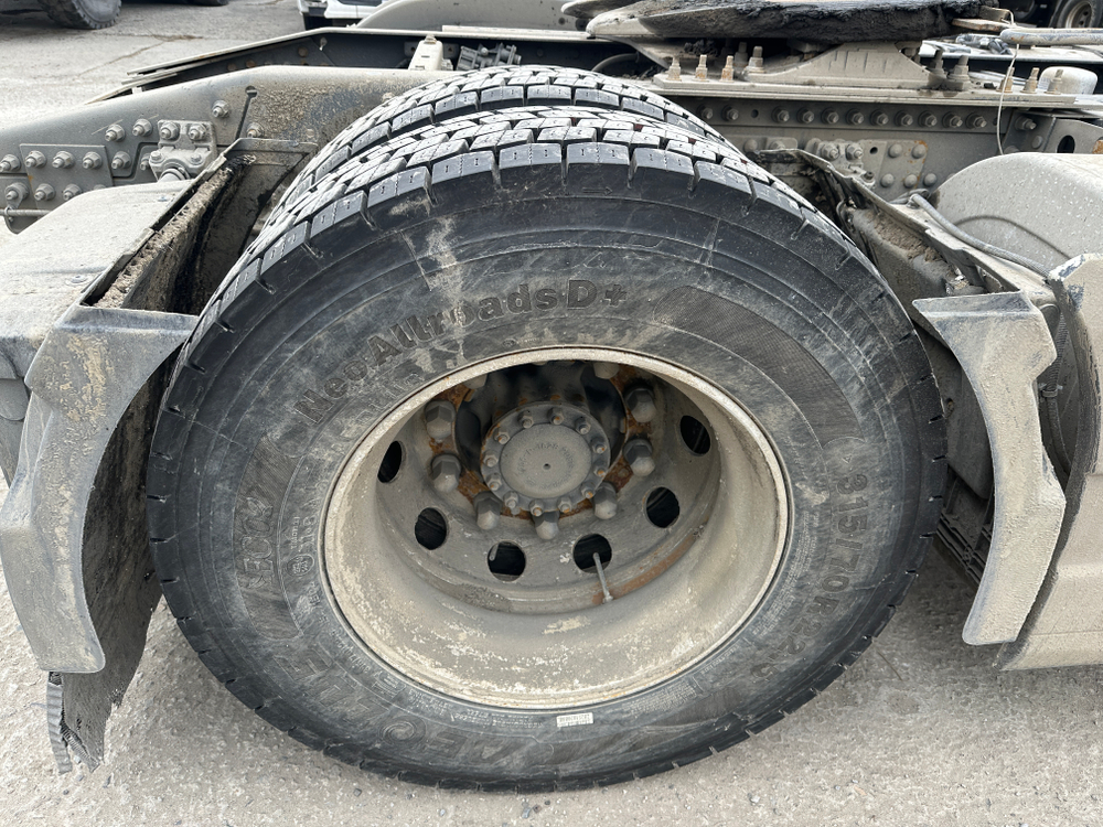 Volvo FH 4x2 Седельный тягач FH-TRUCK (Дизельный, 12,8 л, 469 л.с., АТ)