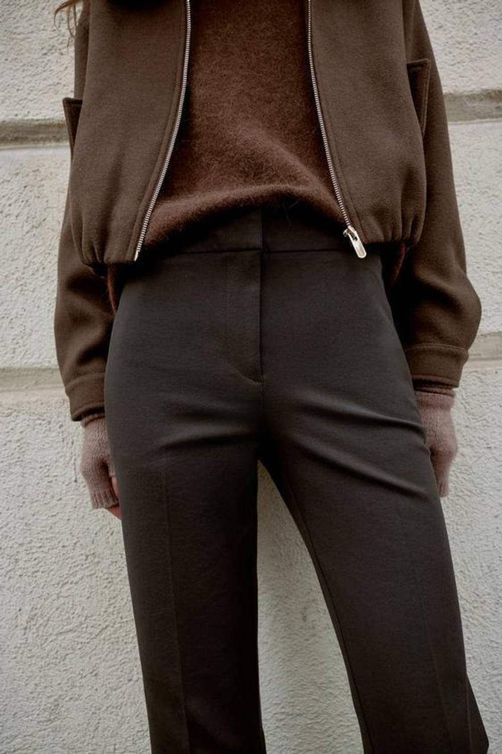 ZARA УКОРОЧЕННЫЕ БРЮКИ FLARE, КОРИЧНЕВЫЙ