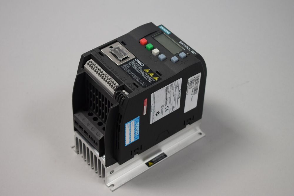 SIEMENS 6SL3210-5BB13-7UV0