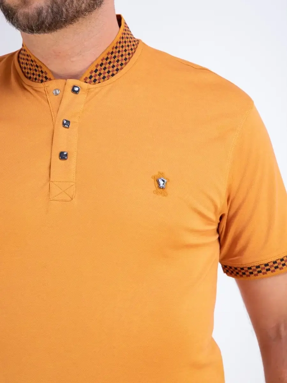 Футболка мужская однотонная базовая