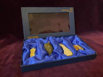 Набор "Современное косторезное искусство Тюмени и Тобольска", бивень мамонта, рог лося, рог коровы, цевка