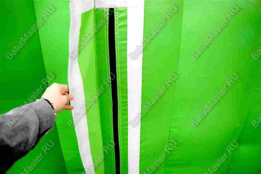 Коммерческий надувной батут "Непроходимые джунгли" 7.5*5*6 м