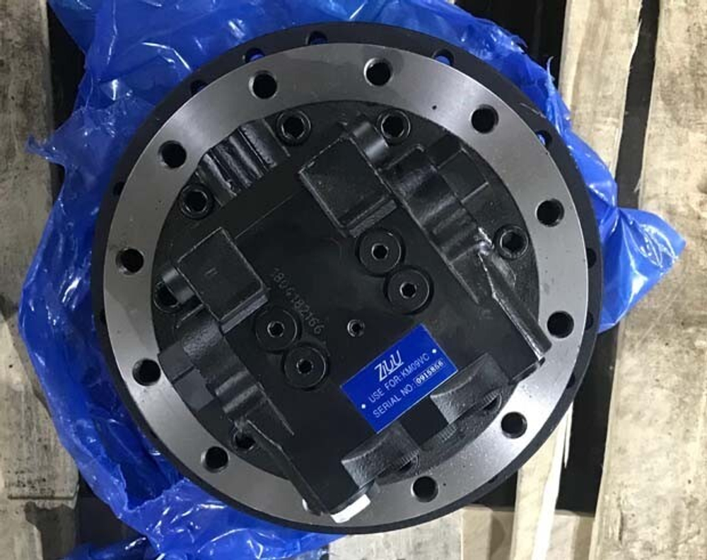 редуктор хода с мотором Komatsu PC100-6