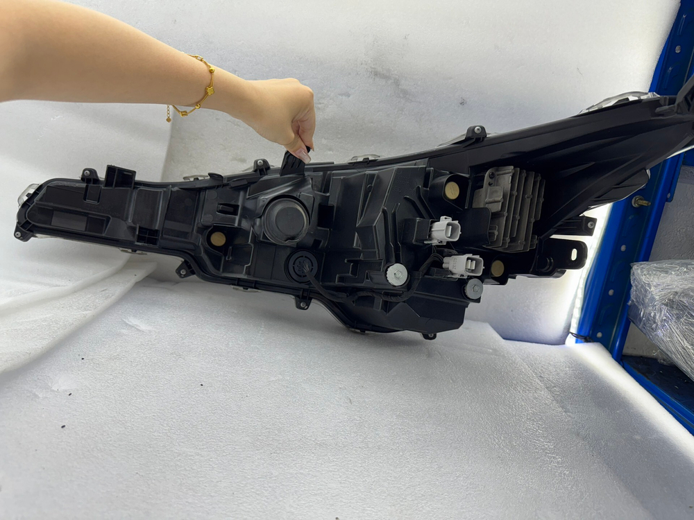 LED фары для Toyota Levin/Lingshang 2019-2023