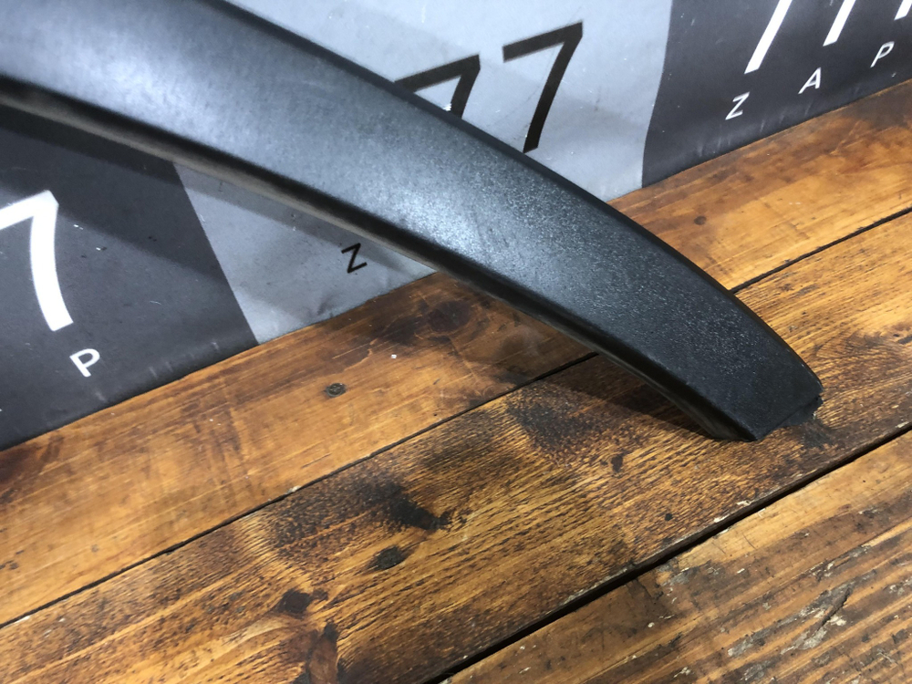 Накладка крыла переднего правого Kia Sorento 2 (XM) 09-20 Б/У Оригинал 877142P010