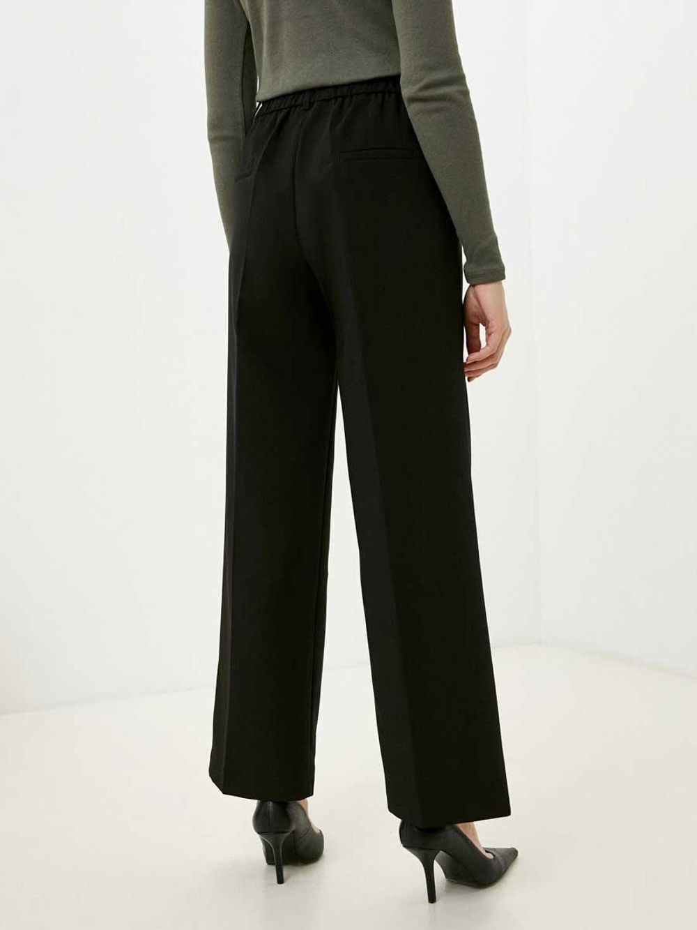 Брюки прямые классические