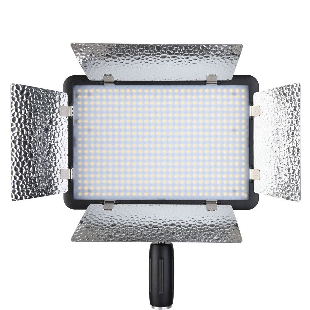 Светодиодный осветитель Godox LED500LRC