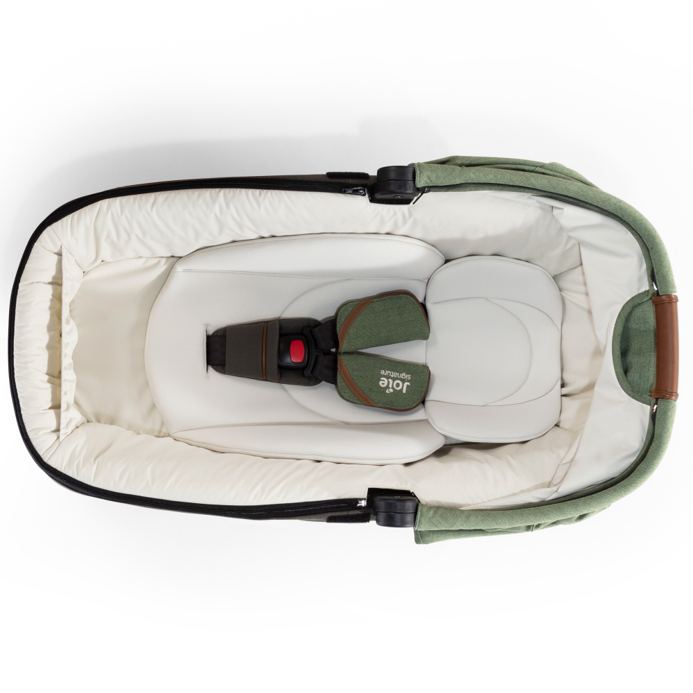 Детское автокресло Joie Calmi