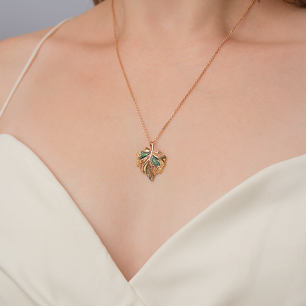 Подвеска «Лист» из красного золота с фианитами