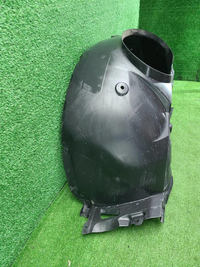 Подкрылок передний левый Mercedes V w447 (2014-нв)