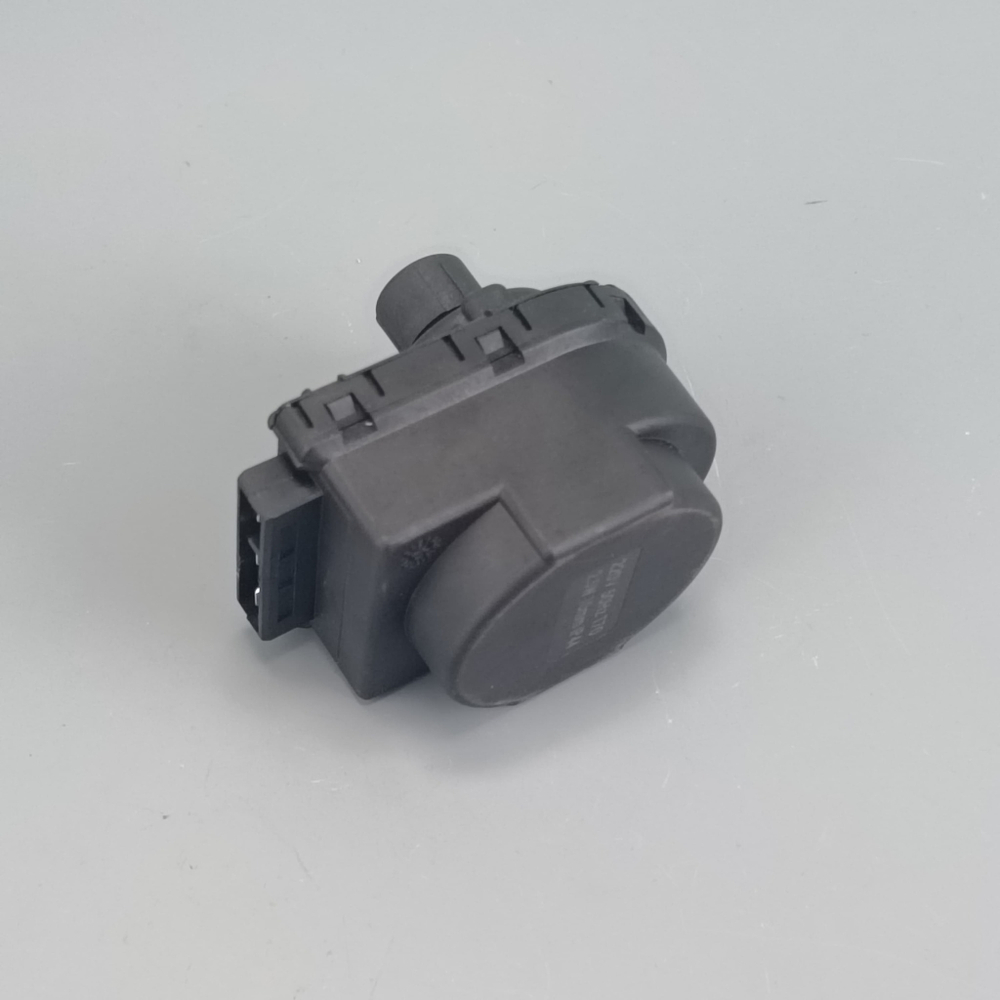 Сервопривод 220-240V черный для котлов BAXI, ARISTON, PROTHERM арт. 61302483, 5694580