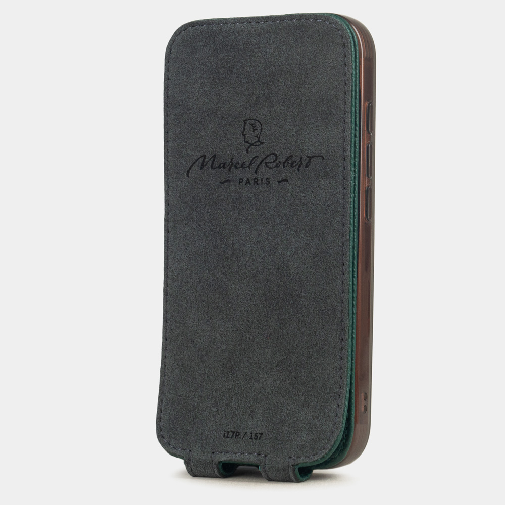 Чехол iPhone 17 Pro натуральная кожа сафьяно, зеленого цвета