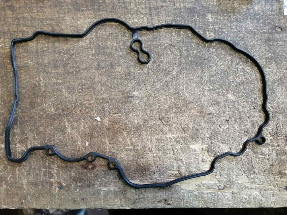 Прокладка крышки корпуса шестерен 8979452980