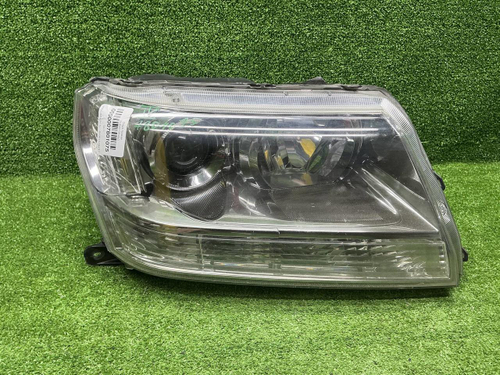 Фара правая Suzuki Grand Vitara (05-16) галоген