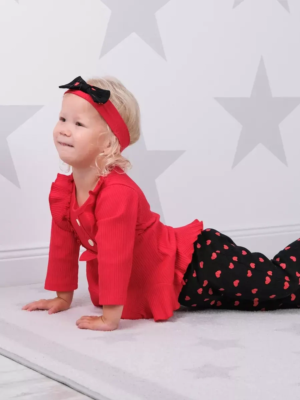 Летний костюм для девочки нарядный