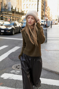 ZARA ОБЪЕМНАЯ ШАПКА С ОТВОРОТОМ, РЫЖЕВАТО-КОРИЧНЕВЫЙ