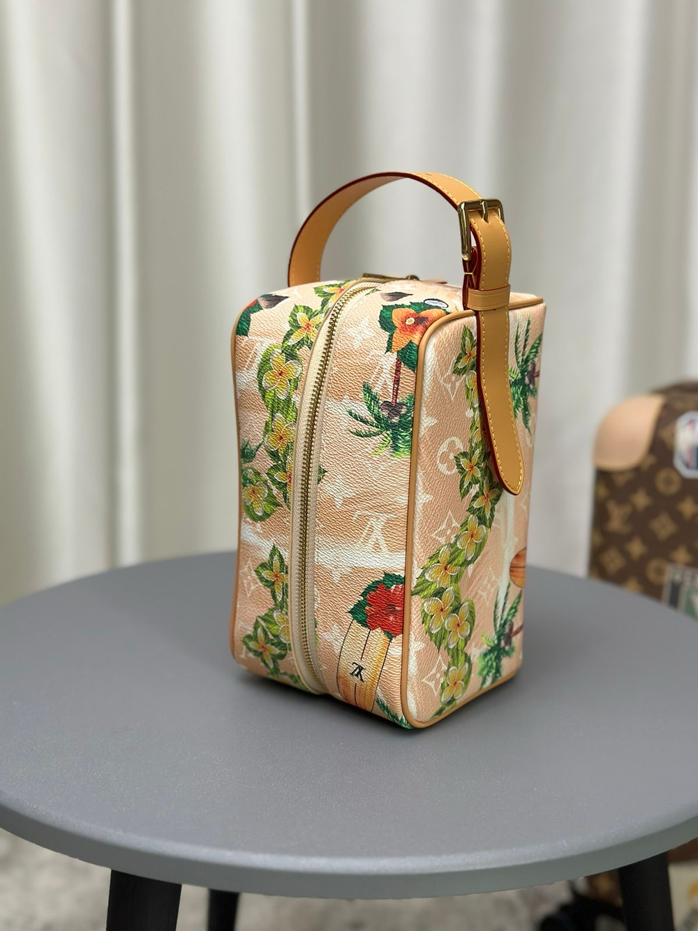 Несессер Louis Vuitton