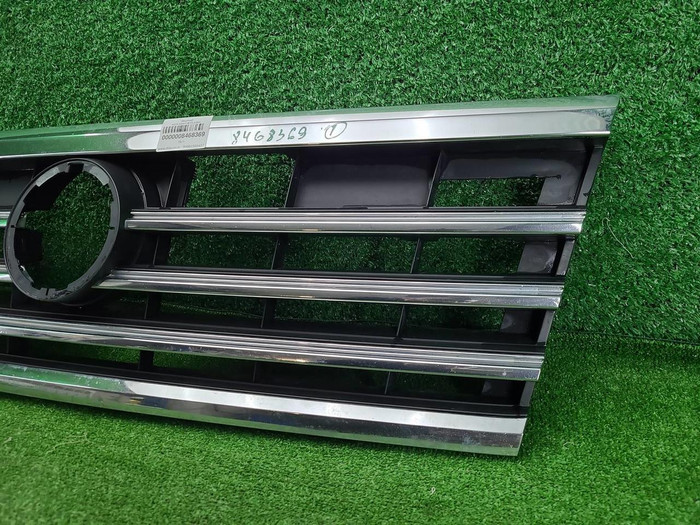 Решетка радиатора VW Touareg 3 (2018-2023)