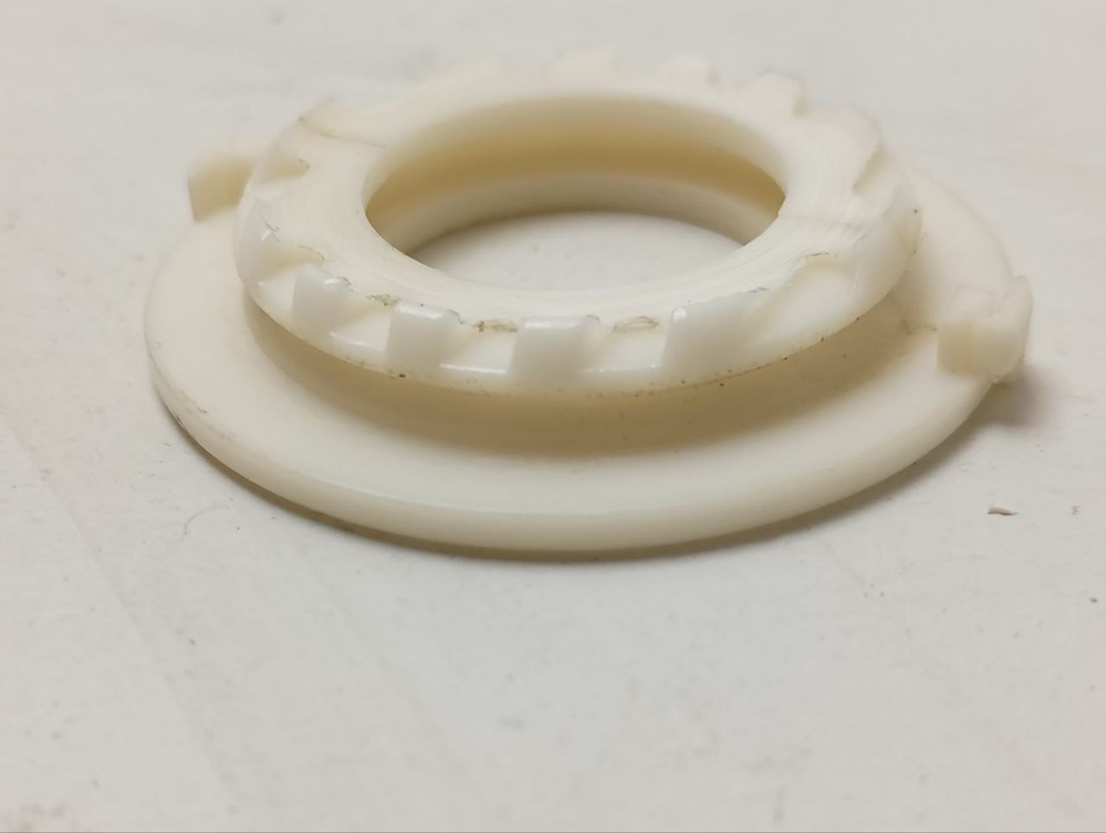 ESL4120 ктп1 Фиксатор верхнего импеллера для посудомоечных машин Electrolux AEG Zanussi 50279793009 б/у