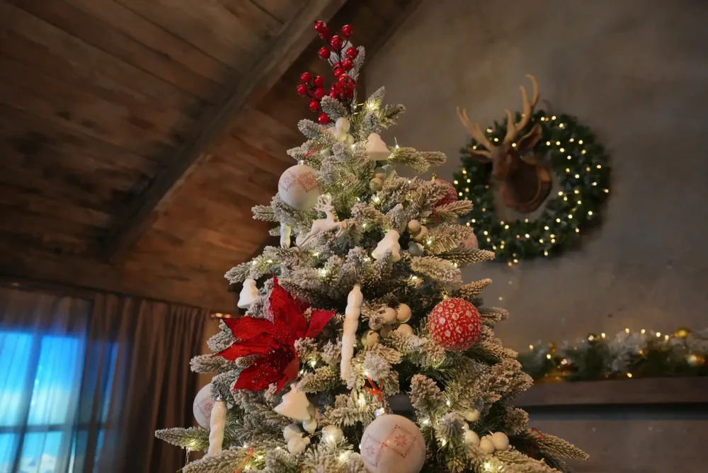 Заснеженная елка «Noel» (Литая+пвх) 240 см / 2,4 м