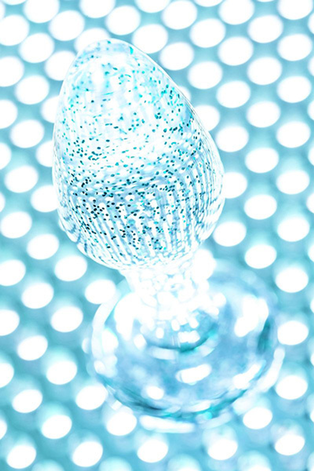 Голубая акриловая анальная втулка 8см ToyFa Basic 881305-14