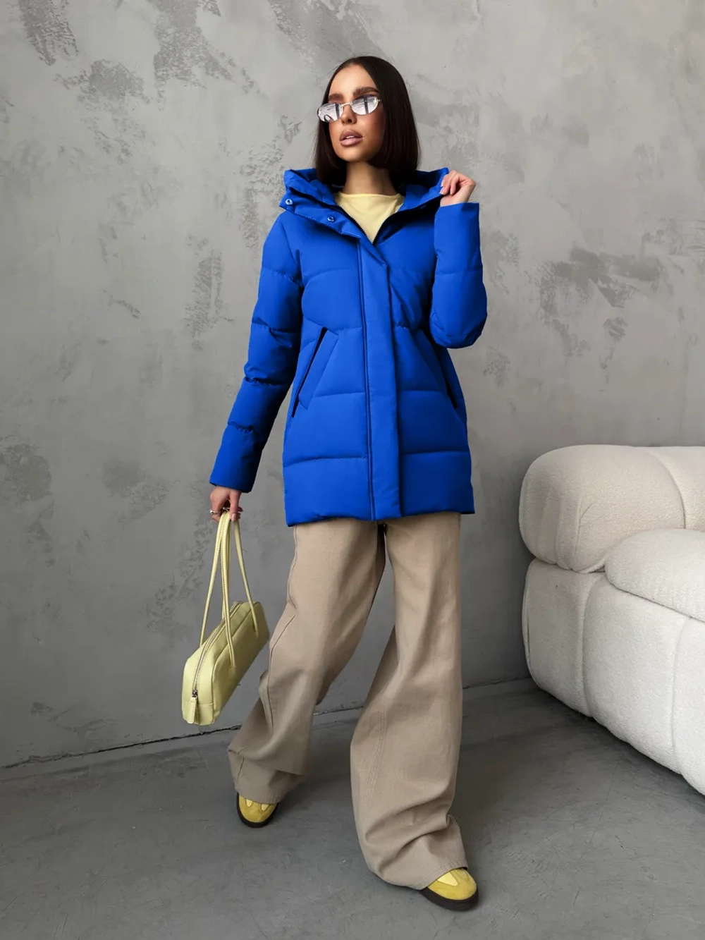 Куртка весенняя удлиненная с капюшоном