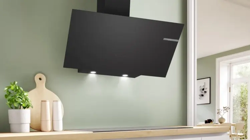 Каминная вытяжка Bosch DWK96PJ60T