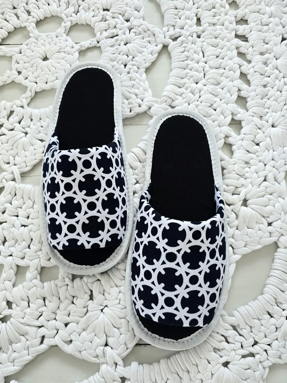 Тапочки хлопковые открытый нос орнамент