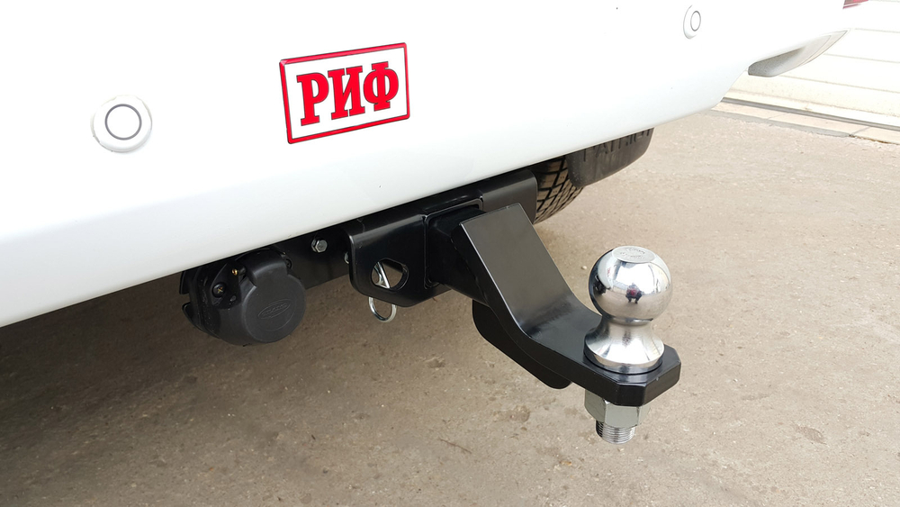 Фаркоп усиленный для УАЗ Патриот 2005+ под штатный бампер (без шара и переходника) РИФ