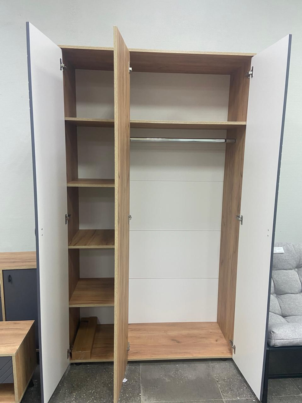 Шкаф трёхстворчатый «Байкал» Графит 120 см