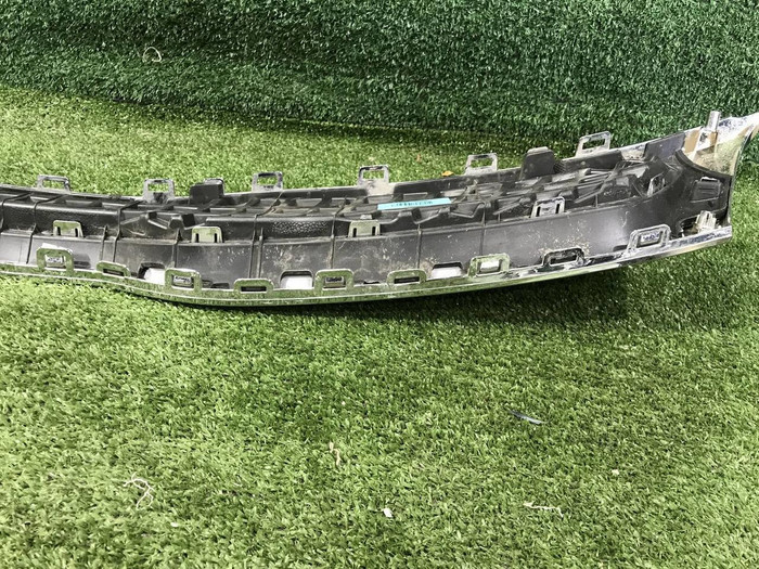 Решетка радиатора KIA Rio 4 X-Line (2017-2020)